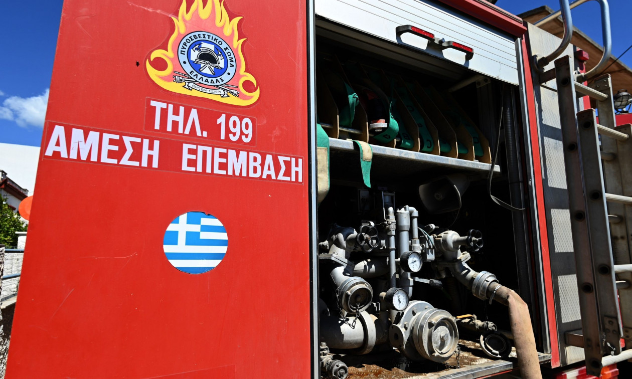Χολαργός: Φωτιά σε εργοτάξιο της ΕΥΔΑΠ - Ενδείξεις για εμπρησμό
