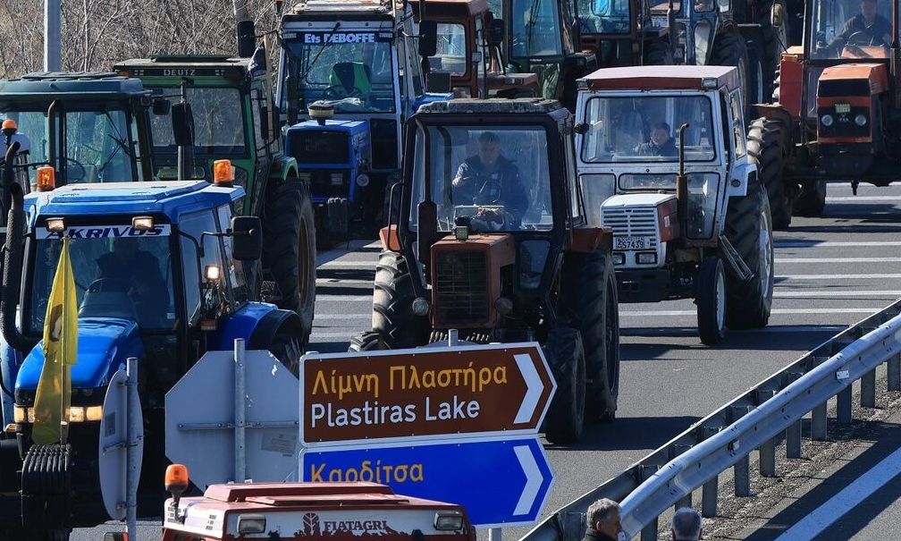 Μηδενίζει τον ΕΦΚ για τους αγρότες η κυβέρνηση - Έκπτωση φόρου για τις δωρεές προς το Δημόσιο