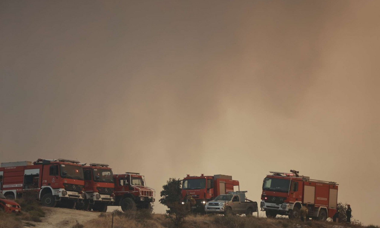 Λάρισα: Φωτιά σε αποθήκη εκκοκκιστηρίου