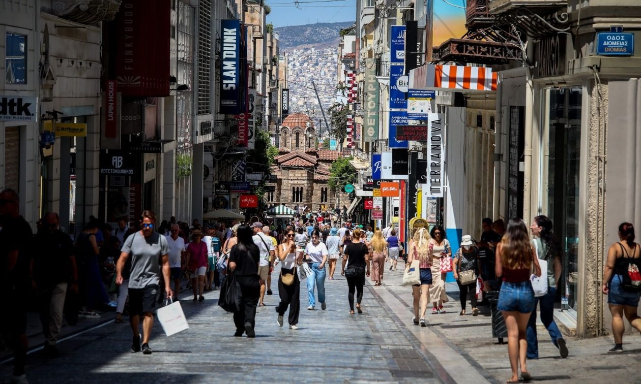 ΕΛΣΤΑΤ: Στο 7,9% μειώθηκε το ποσοστό της ανεργίας στη χώρα τον Ιούλιο