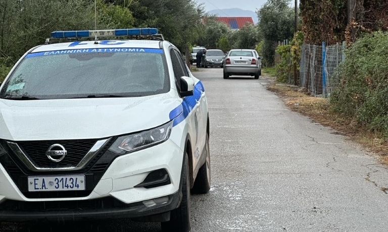 Αγρίνιο: Παραδόθηκε ο δολοφόνος της Δώρας - Τον έπεισε ο διαπραγματευτής της ΕΛ.ΑΣ.