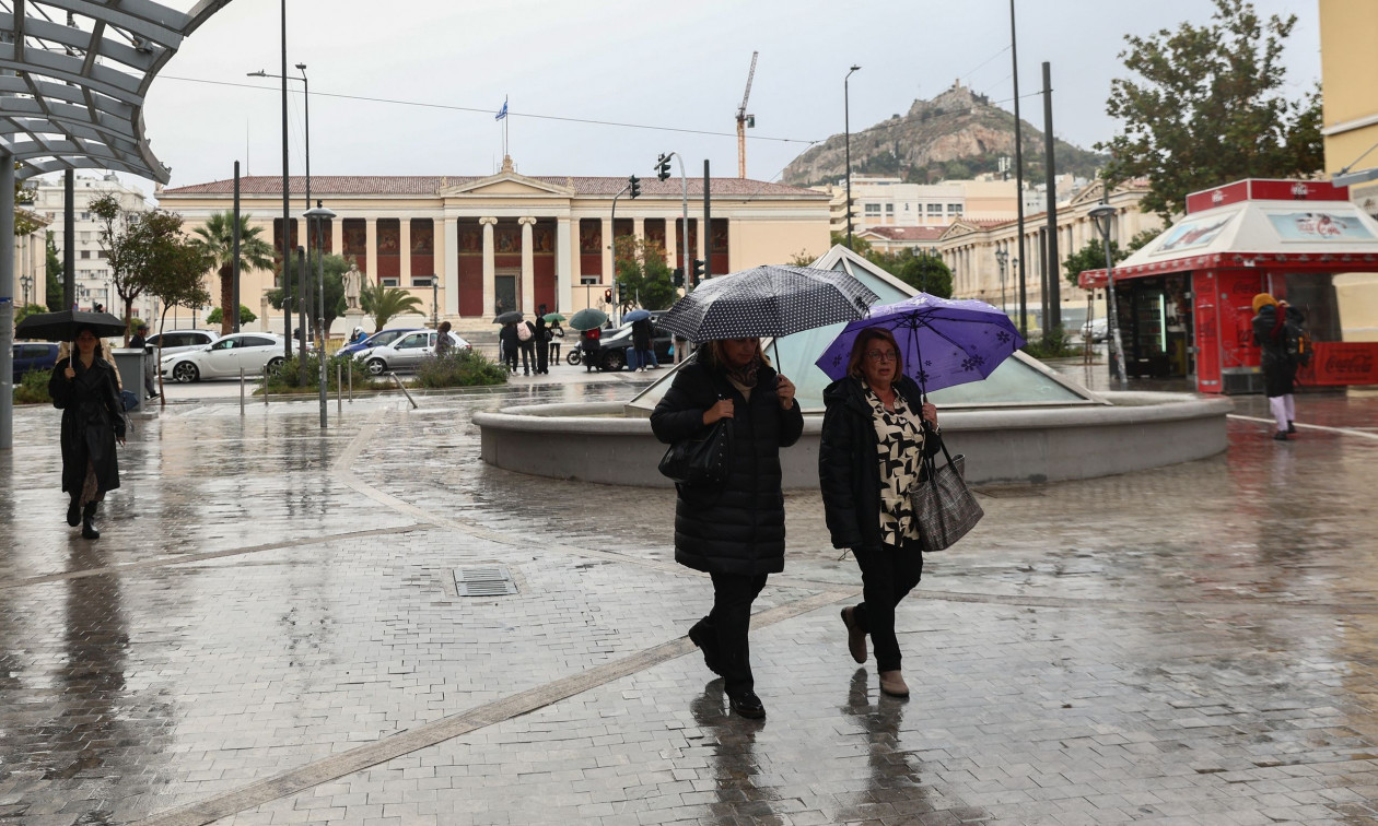 Βροχές, καταιγίδες και χιόνια στη χώρα μας - Με τι καιρό θα σουβλίσουμε το Πάσχα