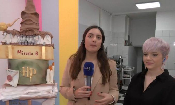 Τούρτα...αρνί και κοκορέτσι - Ζαχαροπλαστείο γίνεται viral με τις δημιουργίες του