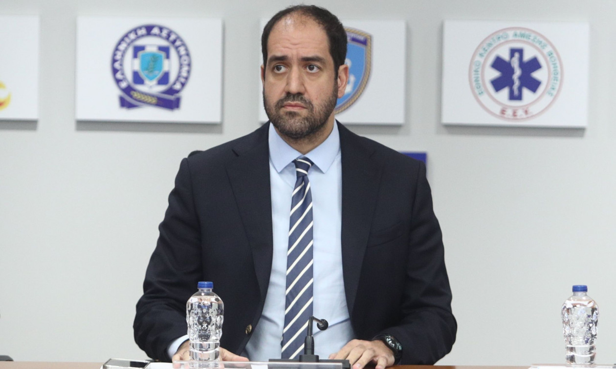 Εκτάκτως στη Χίο ο υπουργός Κλιματικής Κρίσης και Πολιτικής Προστασίας για τις πυρκαγιές