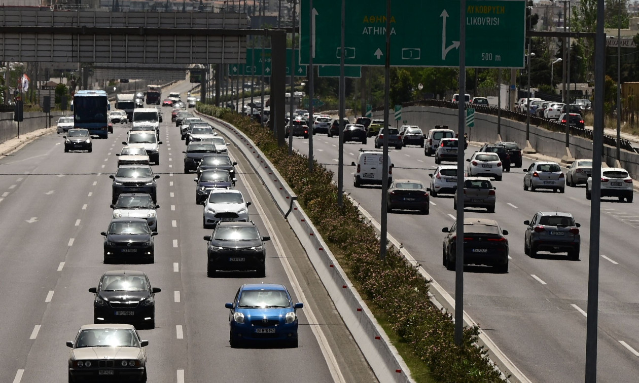 Αυτοκίνητα: Έρχονται αλλαγές στη φορολογία - Τι αλλάζει στα τέλη για τα υβριδικά και τα ηλεκτρικά