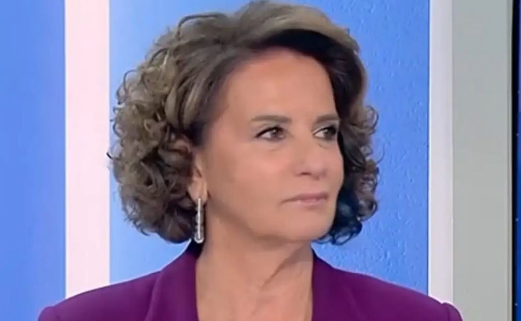 xristina-souzi.jpg?t=8M-7HWCABoZw45WLi3yaPQ