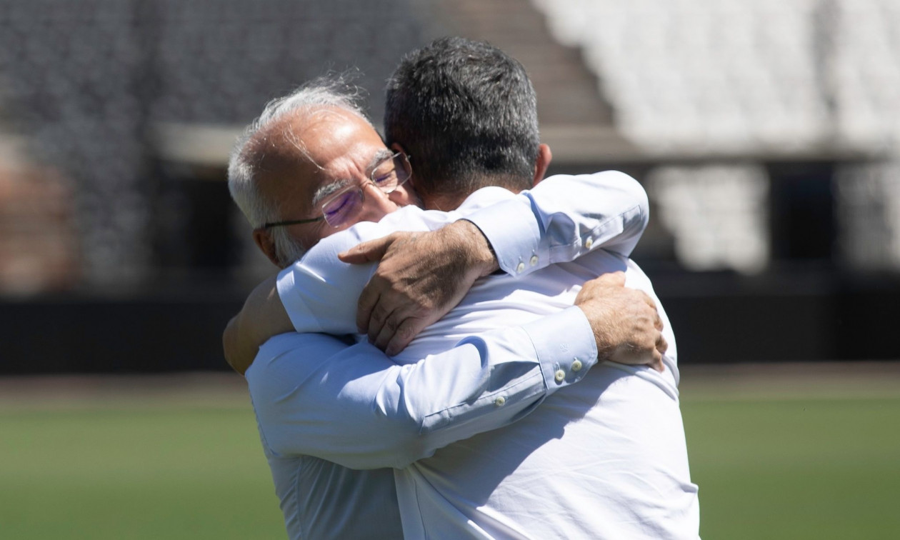 Ραζβάν Λουτσέσκου Ιβάν Σαββίδης