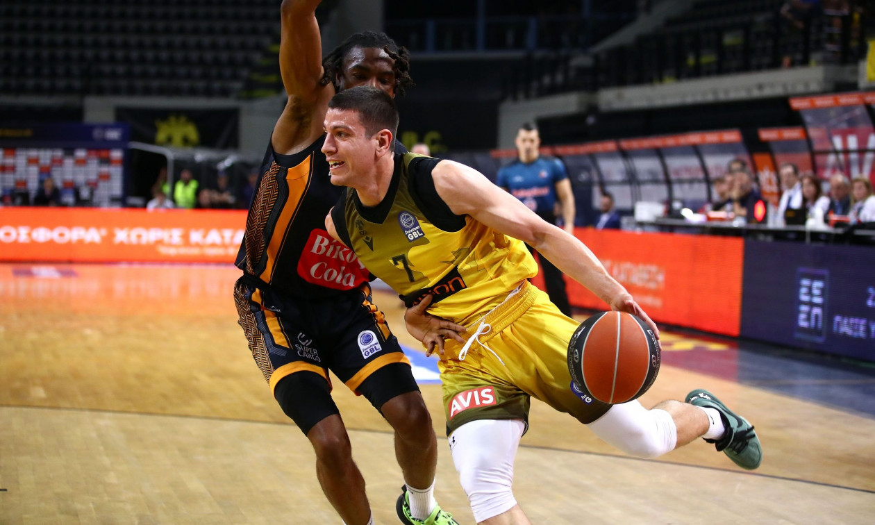 2737160a-4689952.jpg?t=WYS5yvDGLVa500GFkraHlA