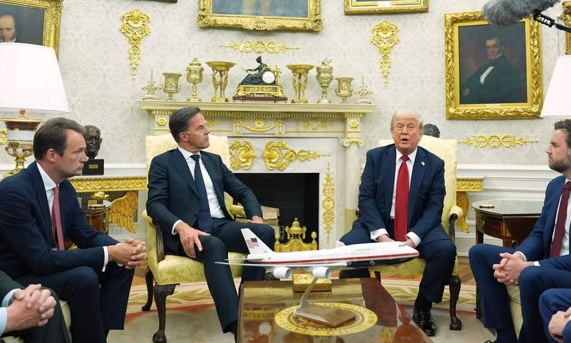 Τραμπ: «Εκεχειρία σε 50 ημέρες ή δασμοί 100% στη Ρωσία» - Συμφωνία στήριξης στην Ουκρανία