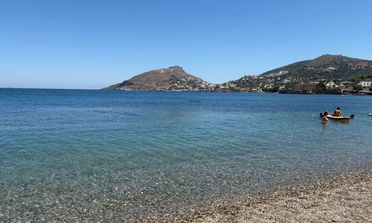 Λέρος: Το κρυμμένο μυστικό στα Δωδεκάνησα – Πεντακάθαρες παραλίες και καλό φαγητό