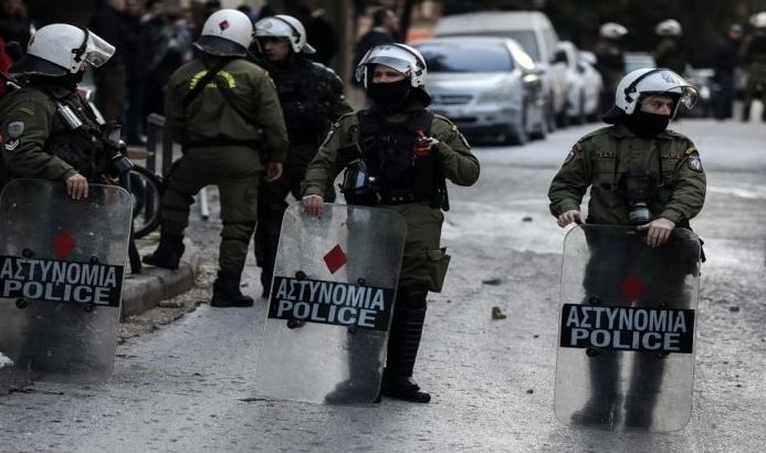 23299c8e-astinomikoi.jpg?t=lTrPOqKHsb2pNz2AUeq5uA