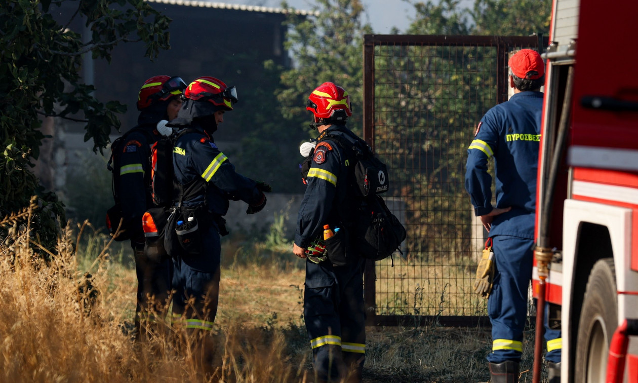 Θεσσαλονίκη: Φωτιά σε φανοποιείο στο Καλοχώρι