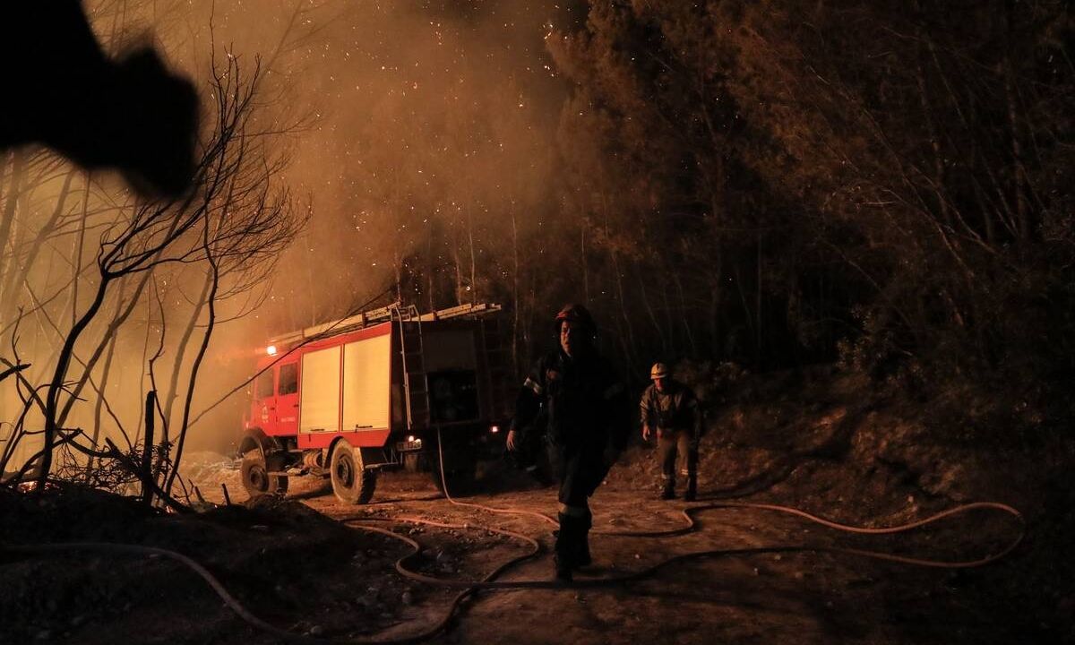 Φωτιά στη Μεσσηνία: Νέο μέτωπο πυρκαγιάς στο Βασιλίτσι