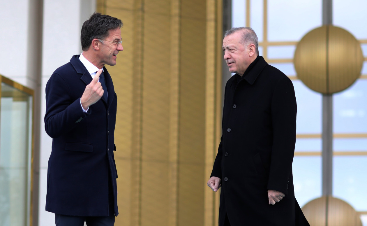 Ρούτε: «Το ΝΑΤΟ θα κάνει ό,τι χρειαστεί για να υπερασπιστεί την Τουρκία»