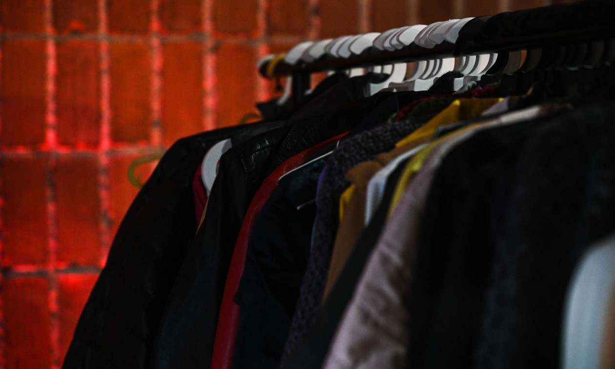 018bcf4c-rouxa.jpg?t=NjAfdnobfHxqPEXdHKlphw