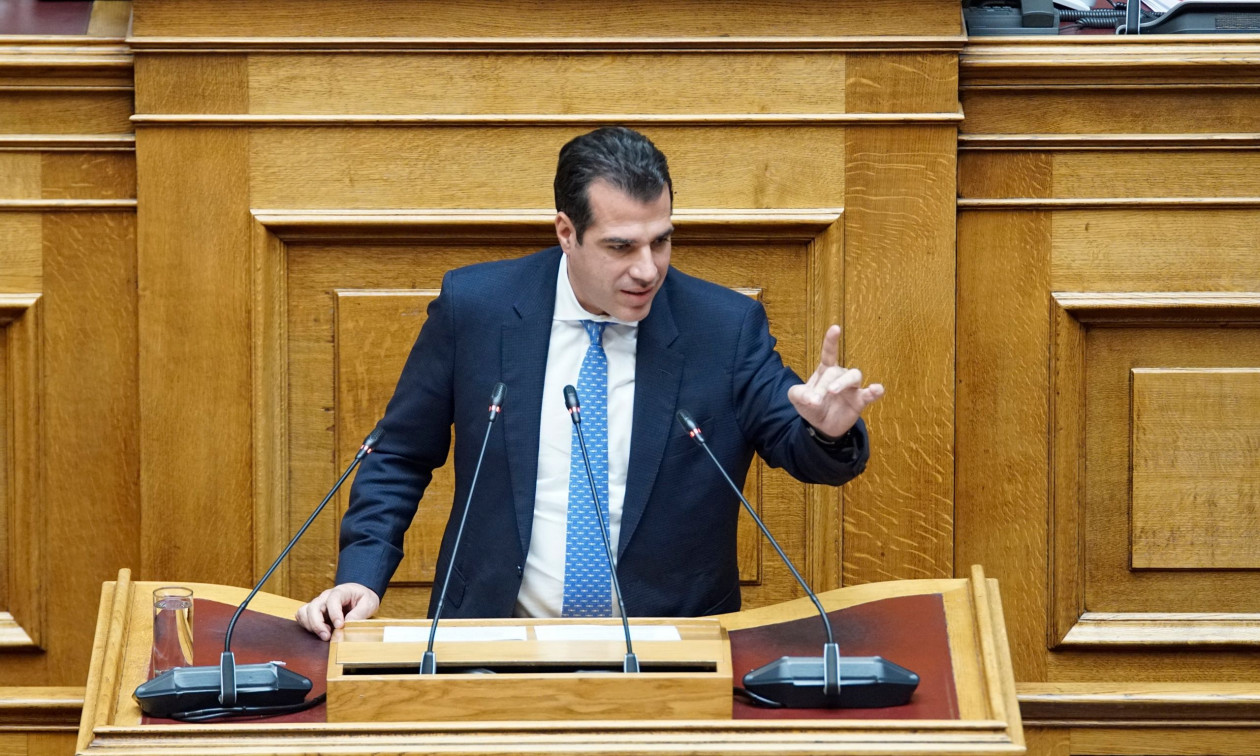 Σκληρή στάση της κυβέρνησης για την παράνομη μετανάστευση.
