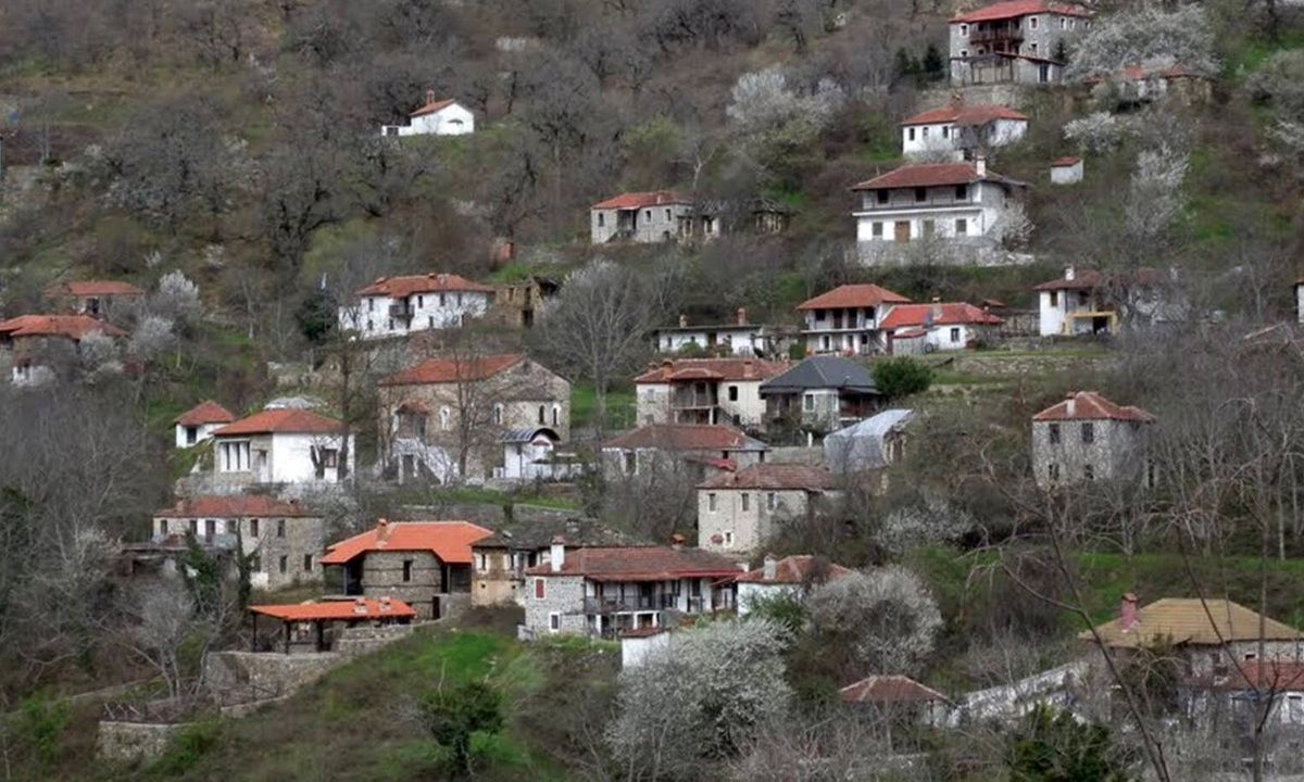 Αυτό είναι το «στοιχειωμένο» χωριό στους πρόποδες του Ολύμπου που τρομάζει τους επισκέπτες