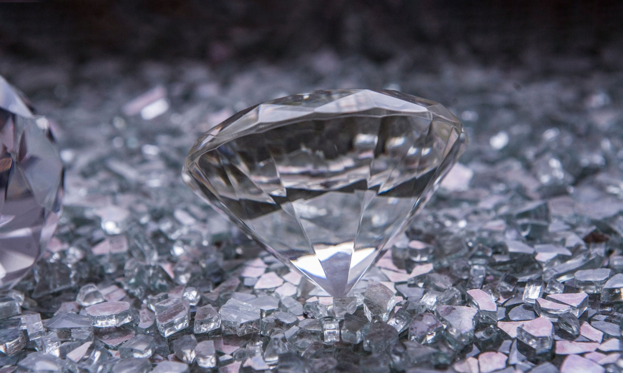 ad9d5f51-diamantia.jpg?t=swDHcXRA5bIxwQUARASzsw