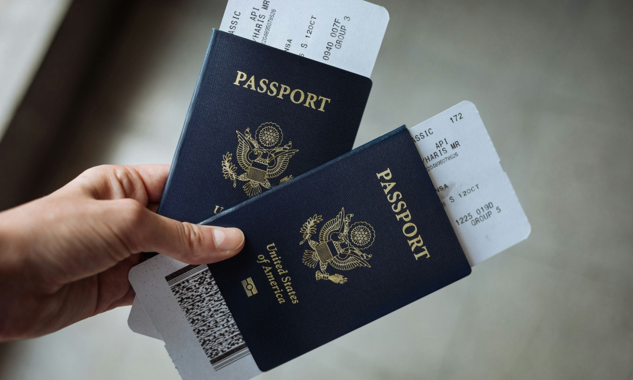 Διαβατήρια: Τι αλλάζει από αύριο - Ποιους αφορά