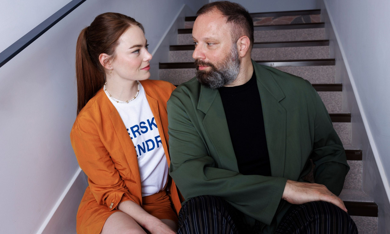 Το τραγούδι - «έκπληξη» της Gen Z που πρότεινε η Έμα Στόουν στον Γιώργο Λάνθιμο για τη «Βουγονία»