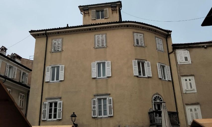 Φρικτή δολοφονία στην Ιταλία: Μητέρα έκοψε το λαιμό του εννιάχρονου γιου της