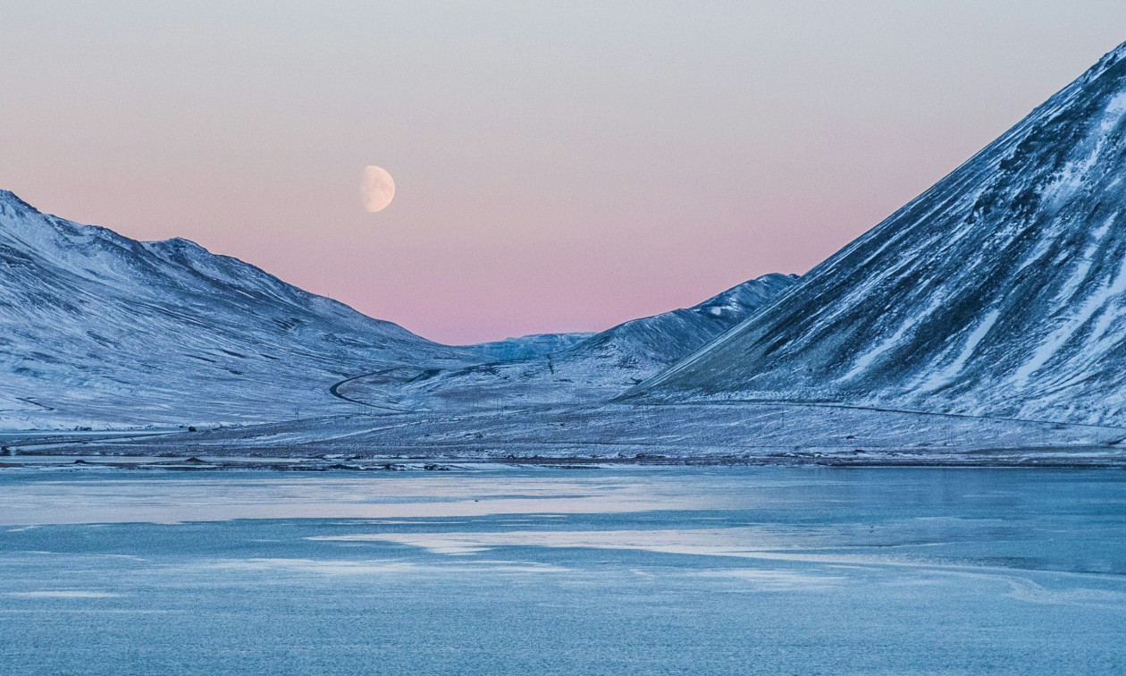 Το λιώσιμο πάγου 9.000 ετών δείχνει πόσο γρήγορα μπορεί να καταρρεύσει η Ανταρκτική