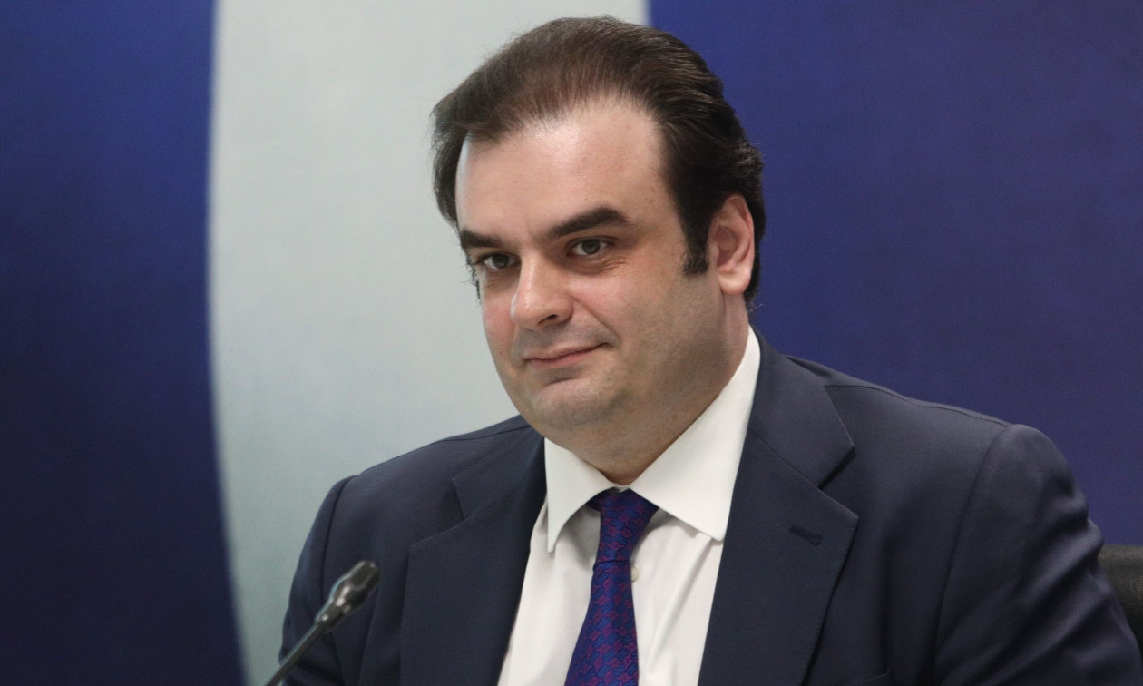 Πιερρακάκης: Η τιμή του diesel θα πέσει στο 1,80 ευρώ -«Τα μέτρα είναι στοχευμένα και δίκαια»