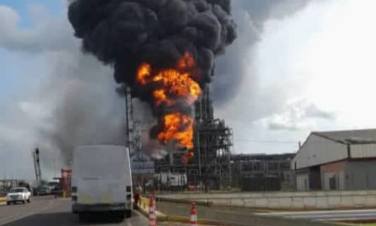 Βενεζουέλα: Δεύτερη πυρκαγιά σε διυλιστήριο μέσα σε ένα μήνα