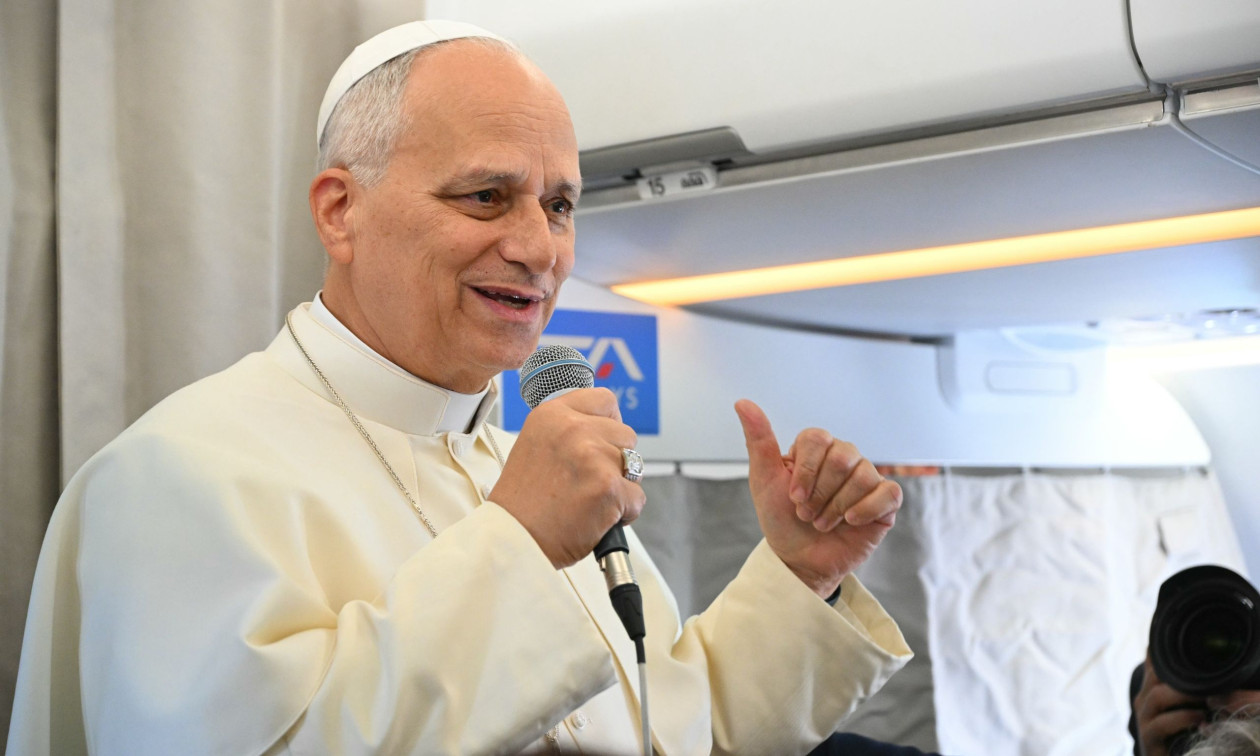 Πάπας Λέων: Καταγγέλλει τη χρήση της Τεχνητής Νοημοσύνης