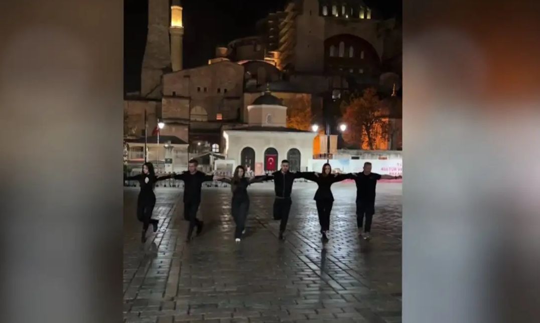 90aa05c7-agia-sofia-xoros-ellhnes-1200x675.jpg?t=l-JzQjP4VBma5Oj9UCfpdw