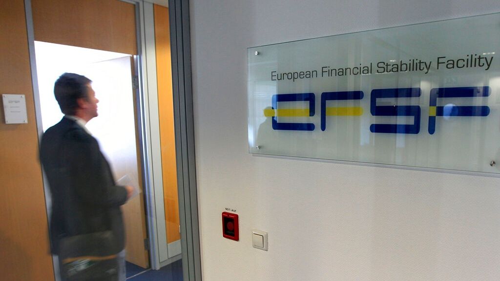 ESM και EFSF εγκρίνουν πρόωρες αποπληρωμές ύψους 5,29 δισ. ευρώ - Τι κερδίζει η Ελλάδα