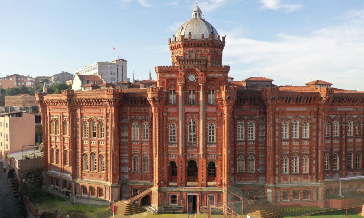 Βρέθηκε λύση στο πρόβλημα προσωρινής μετεγκατάστασης της Πατριαρχικής Μεγάλης του Γένους Σχολής