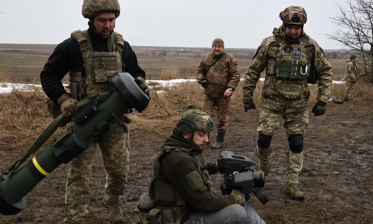 Ουκρανία: «Έβαλαν στην τσέπη» εκατομμύρια ευρώ που προορίζονταν για drones - Αγόραζαν ακριβά ρούχα