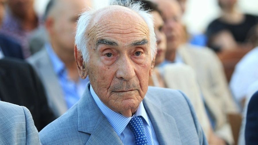 Πέθανε ο πρώην βουλευτής και υπουργός Αλέξανδρος Παπαδόγγονας