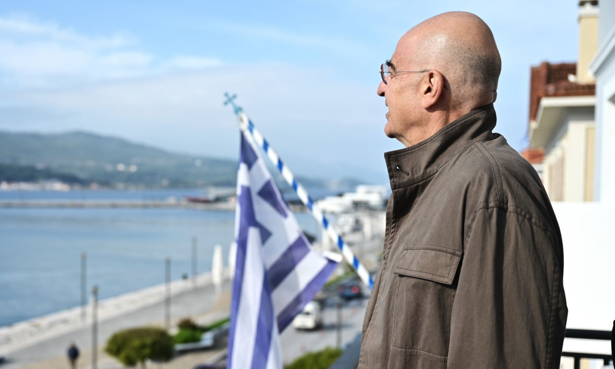 Ημέρα μνήμης θυμάτων της τρομοκρατίας στην Ελλάδα - Το μήνυμα Δένδια