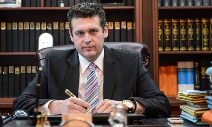 Σούρλας - δικηγόρος Καρυστιανού: «Γιατί όχι δημοψήφισμα για μοναρχία και για μοιχεία;»