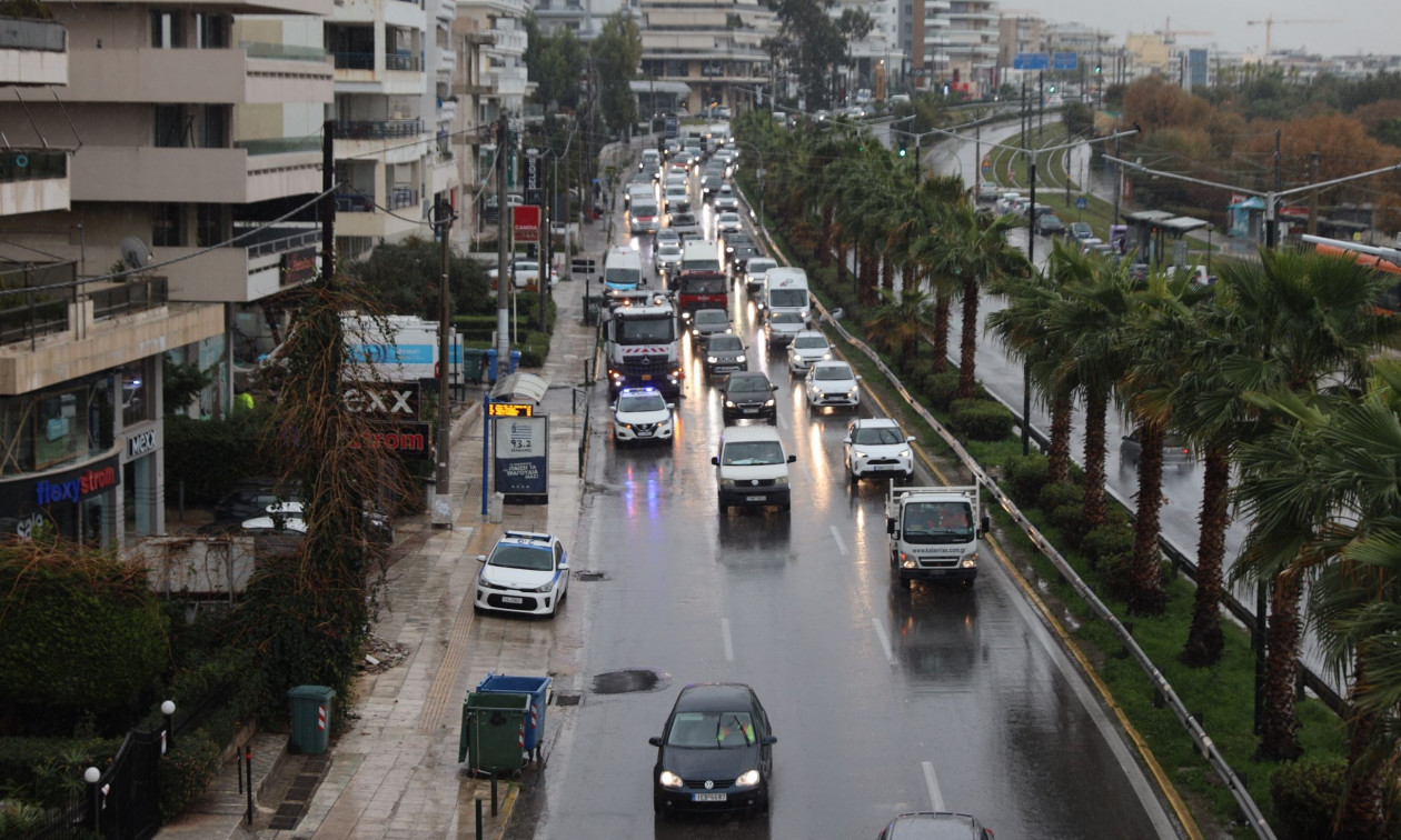 Κακοκαιρία: Σε επιφυλακή η ΕΛ.ΑΣ. - Σε ισχύ κυκλοφοριακές ρυθμίσεις
