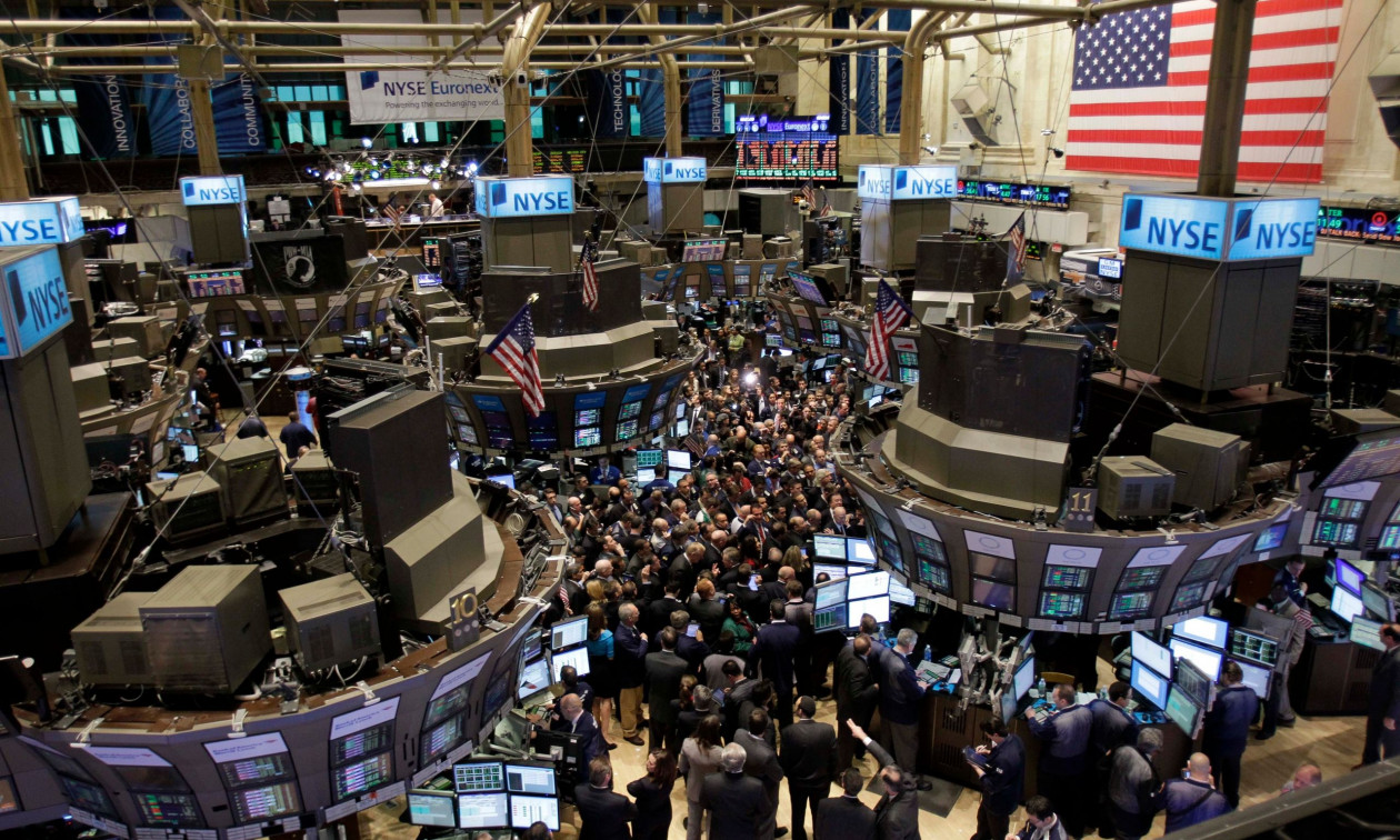 Wall Street: Πιέσεις από Microsoft και τεχνητή νοημοσύνη