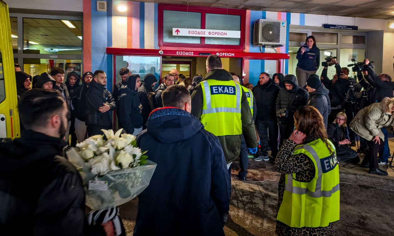 Τραυματίας φίλαθλος ΠΑΟΚ στο Παπαγεωργίου: Χρήζει εγρήγορσης - «Όλο το νοσοκομείο έχει πέσει πάνω»