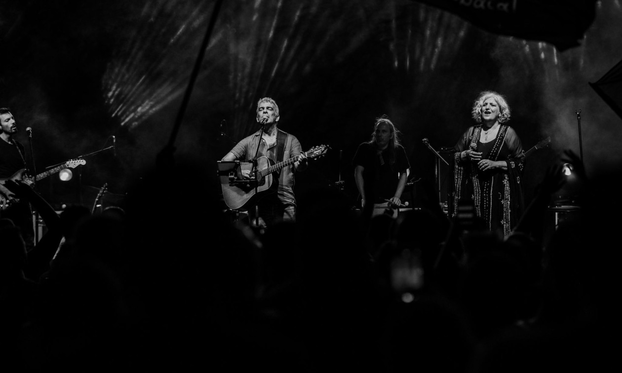 Δημήτρης Μυστακίδης-Μάρθα Φριντζήλα:Κυκλοφόρησαν τη «Μαύρη Πέτρα» - Διαθέσιμο σε όλες τις πλατφόρμες