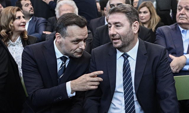 «Εκεχειρία» μεταξύ Ανδρουλάκη και Δούκα μια ανάσα πριν το Συνέδριο; Σήμερα η έναρξη των εργασιών