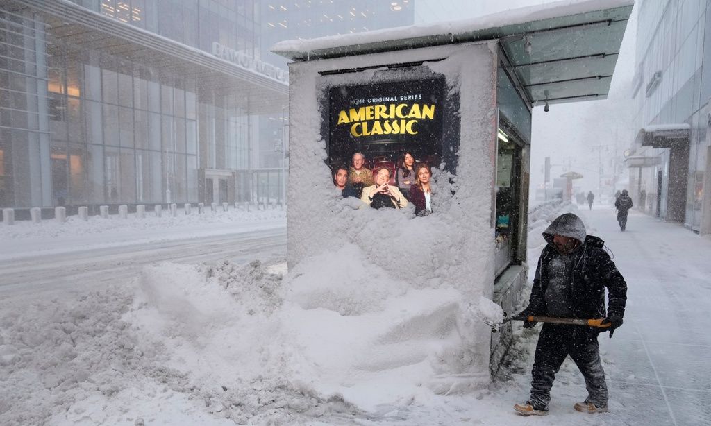 &Eta;&Pi;&Alpha;: &Epsilon;&kappa;&alpha;&tau;&omicron;&nu;&tau;ά&delta;&epsilon;&sigmaf; &chi;&iota;&lambda;&iota;ά&delta;&epsilon;&sigmaf; &nu;&omicron;&iota;&kappa;&omicron;&kappa;&upsilon;&rho;&iota;ά &chi;&omega;&rho;ί&sigmaf; &rho;&epsilon;ύ&mu;&alpha; &sigma;&tau;&eta; &Mu;&alpha;&sigma;&alpha;&chi;&omicron;&upsilon;&sigma;έ&tau;&eta; - Έ&phi;&tau;&alpha;&sigma;&epsilon; &tau;&alpha; 90 &epsilon;&kappa;&alpha;&tau;&omicron;&sigma;&tau;ά &tau;&omicron; &chi;&iota;ό&nu;&iota;