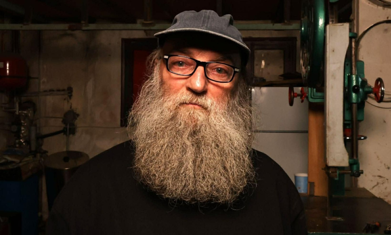 Τέμπη 3 χρόνια μετά:«Όπως πονώ εγώ να πονέσεις κι εσύ, αυτό είναι δικαιοσύνη», λέει ο Χρήστος Χούπας