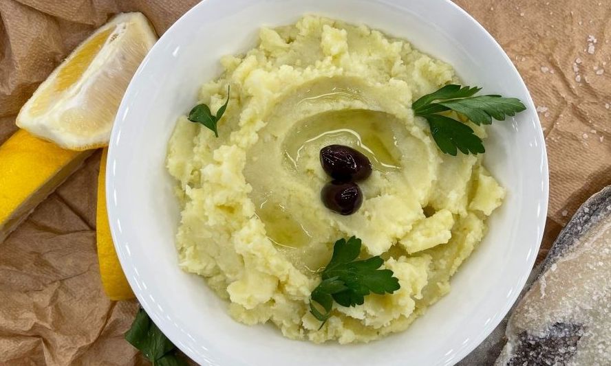 Σκορδαλιά: Πώς θα εξαφανίσετε τη μυρωδιά του σκόρδου