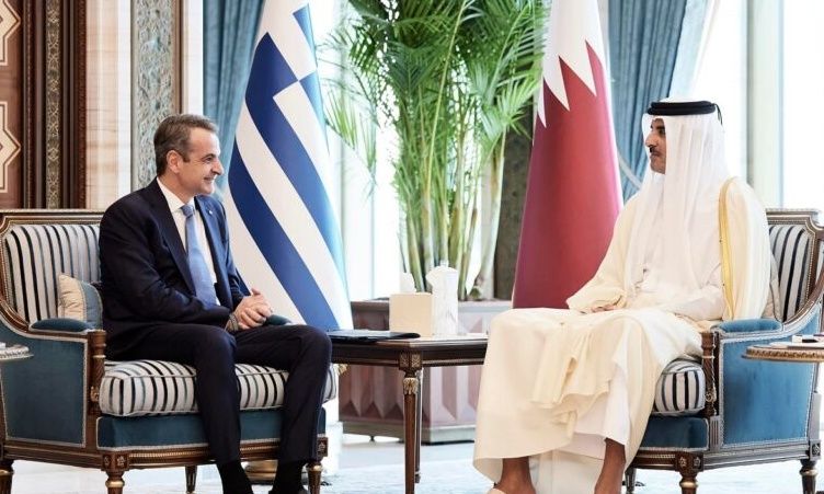 Ο Μητσοτάκης είχε επικοινωνία με τον εμίρη του Κατάρ, σεϊχη Αλ Θάνι