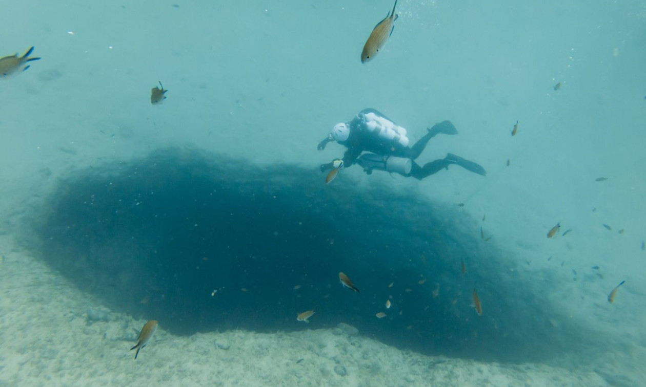 Ο σπηλαιοδύτης που χαρτογράφησε το «Πηγάδι του Διαβόλου» μιλάει αποκλειστικά στο Newsbomb