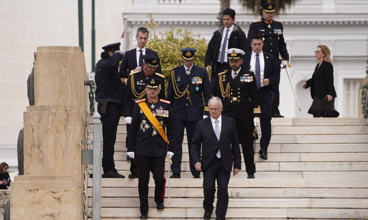 Το lapsus linguae Τασούλα μετά την παρέλαση, το βίντεο ΠΑΣΟΚ για το 1981 και οι haters