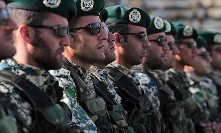 «Μπλόφα» ή «ρέστα» με χερσαία αμερικανική επίθεση στο Ιράν - Με ένα εκατομμύριο μαχητές η Τεχεράνη