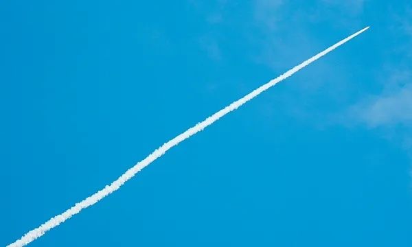 Μυστηριώδης πύραυλος «σάρωσε» τον ουρανό της Φλόριντα – Ήταν ο υπερηχητικός Dark Eagle;