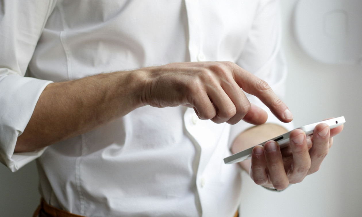 Προσοχή σε απάτη με SMS για το Fuel Pass – Τι σας ζητούν οι επιτήδειοι